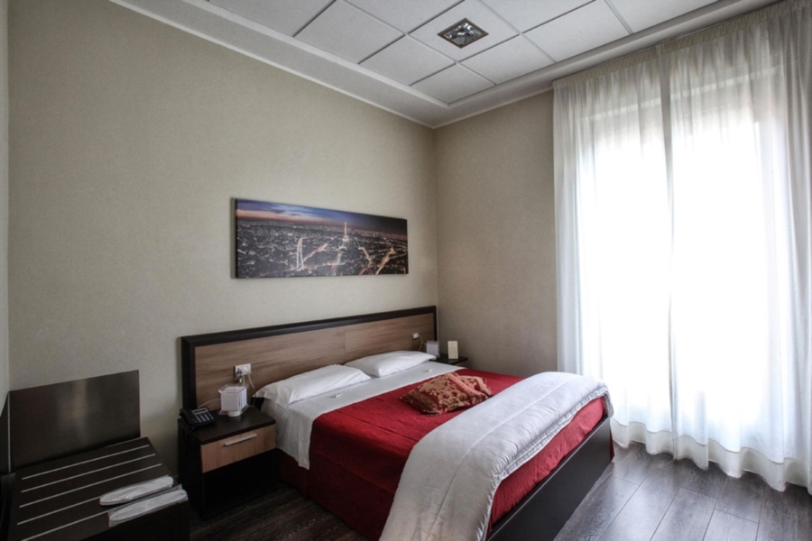 <strong>Paris</strong> Room